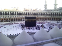 Ka'aba after morning prayers viewed from the second floor balcony