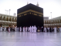 The Ka'aba just after morning prayers